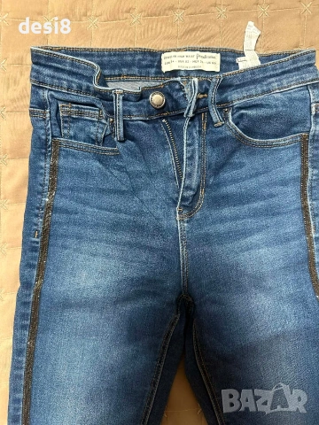 Дамски дънки Stradivarius , снимка 4 - Дънки - 54070626