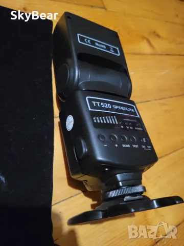 светкавица neewer tt 520 за ремонт, снимка 2 - Светкавици, студийно осветление - 47753984