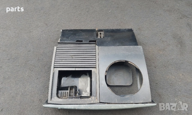 Пепелник Мерцедес Спринтер (Ч) - VW LT, снимка 3 - Части - 51979517