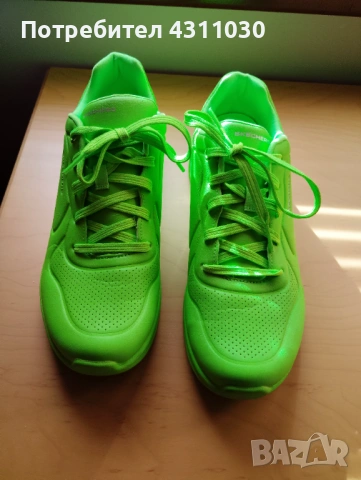 Кожени резедави SKECHERS 40 номер, снимка 2 - Маратонки - 53812662