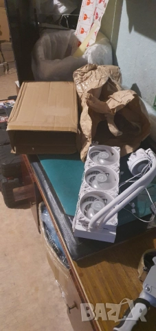 Охлаждане за процесор Arctic Liquid Freezer III 360 ARGB на половин цена!, снимка 7 - Други - 51882898