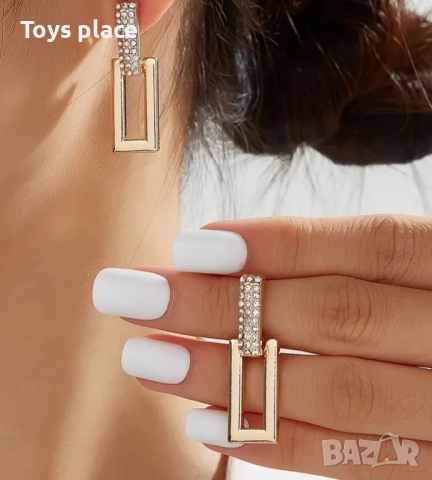 Различни модели ефектни дамски обеци Версаче , снимка 12 - Обеци - 52635114