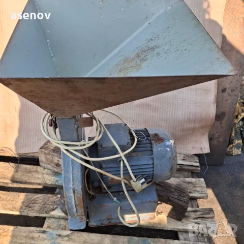 ярмомелка Таврия, снимка 2 - Селскостопанска техника - 50687898