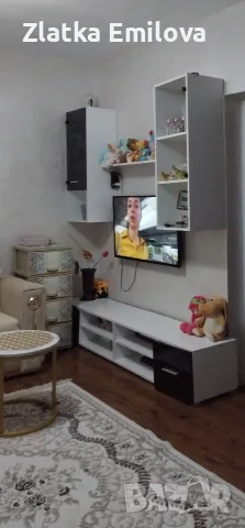 Продавам трапезна маза  и холна секция секция , снимка 2 - Секции и витрини - 56167960