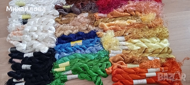 Копринени конци/коприна за бродиране 40, 10 гр. и започнати чилета, снимка 4 - Гоблени - 35712743