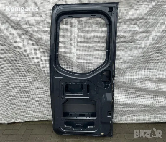 Оригинална товарна задна дясна врата за Mercedes Sprinter W907 и W910 / A9077422100 