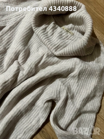 Пуловер, снимка 2 - Блузи с дълъг ръкав и пуловери - 51933760