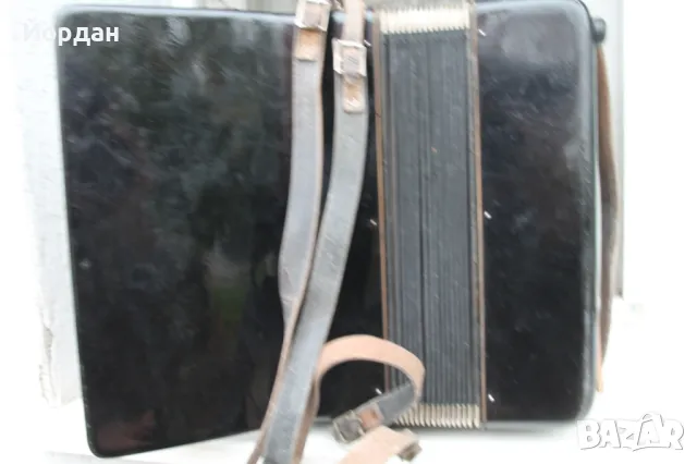 Немски акордеон ''Weltmaister'' 40 баса, снимка 13 - Акордеони - 47957261