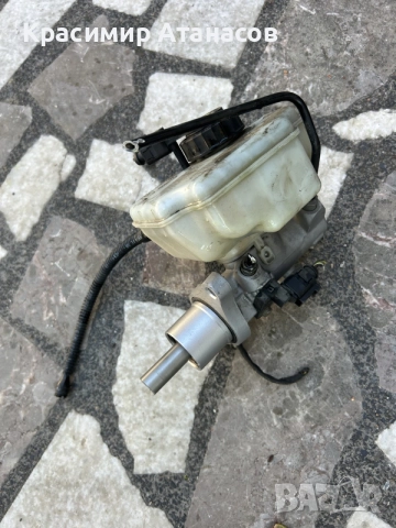 1K0945459A. Спирачна помпа с казанче зa Vw Туран 1.6 TDI. 105кс. 2010-2015г, снимка 2 - Части - 56167632