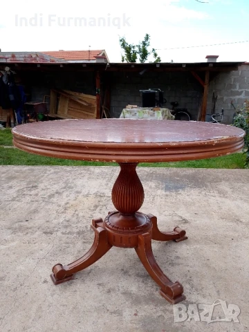 Антикварна маса 