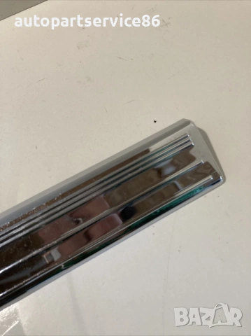 Прагова лайсна за задна дясна страна за Mercedes W220 S500 (2003) A220680635, снимка 2 - Части - 54159059