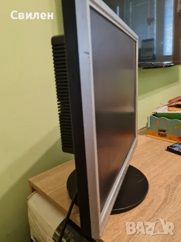 LCD Монитор Belinea 1930 S1, снимка 5 - Монитори - 47484746