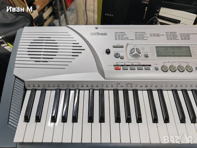 Синтезатор / йоника C. giant M10 , снимка 6 - Синтезатори - 55805418