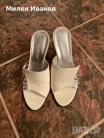 Дамски чехли с ток, снимка 2 - Чехли - 47526484