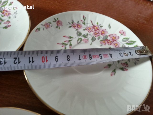 Български костен порцелан Бононя чинийки, снимка 3 - Антикварни и старинни предмети - 42769595