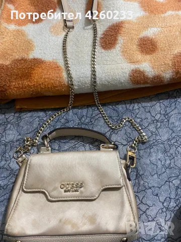 Чанта Guess, снимка 4 - Чанти - 48298075