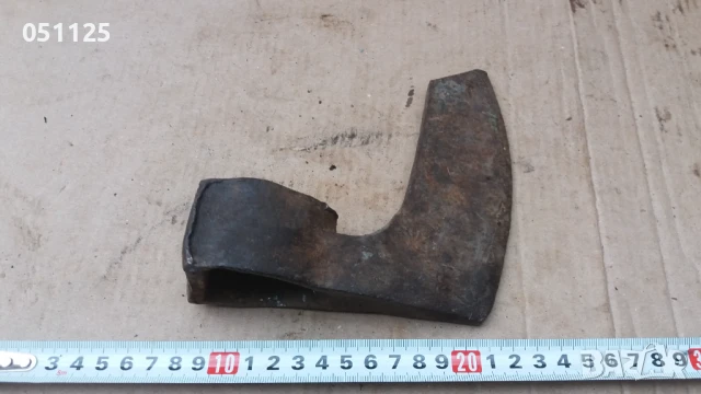 стара брадва , снимка 8 - Други ценни предмети - 50596596