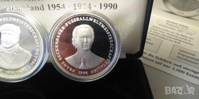 Сребърни юбилейни медали Fussball-Weltmeister Deutschland 1954, 1974, 1990г, снимка 3 - Нумизматика и бонистика - 44291260
