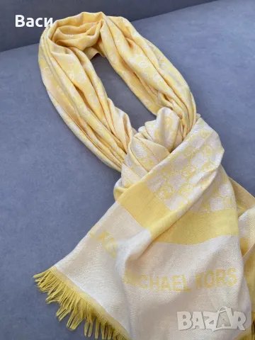 Michael Kors оригинален дамски шал, снимка 5 - Шалове - 47663043