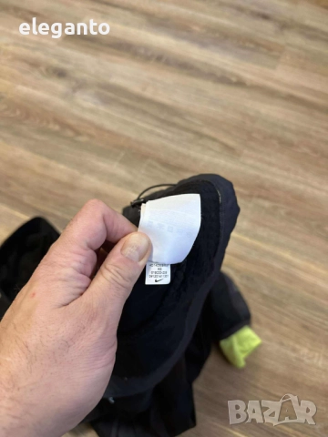 Дамсо Soft Shell Nike Training  Shield Max Dark Ash/Black Stretch , XS размер, снимка 11 - Якета - 52422496