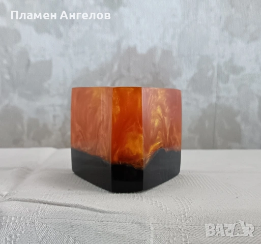 Моливник, държач за химикалки, цигаретник Кехлибарен каталин, бакелит , снимка 2 - Антикварни и старинни предмети - 54176470