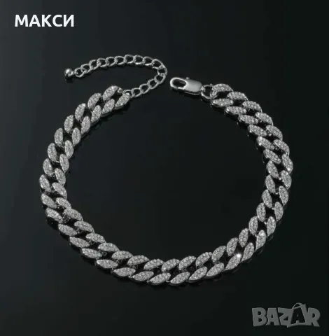 Модерна масивна гривна за крак в сребристо