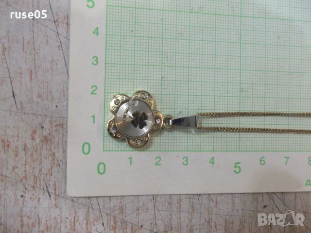 Синджир с висулка "Детелина" с камъни имитационна бижутерия, снимка 2 - Бижутерийни комплекти - 30302903