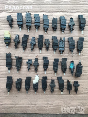 Стоп машинка и датчик кормилна рейка от Мерцедес, снимка 3 - Части - 50507185