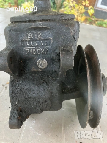 Мерцедес 123 хидравлична помпа, снимка 3 - Части - 54189695