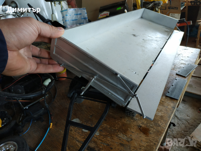 самосвално  хидравлично ремарке за модел камион 1:14, снимка 11 - Коли, камиони, мотори, писти - 36465367