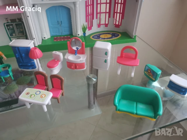 Пластмасова къща за кукли , снимка 4 - Кукли - 51318086