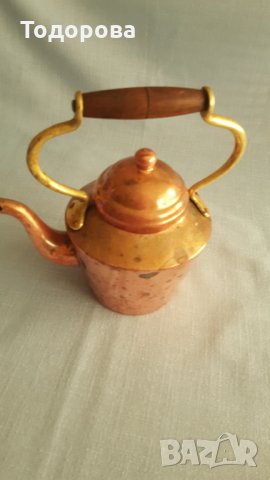 Бронзов чайник с месингова дръжка, снимка 2 - Други ценни предмети - 33770349