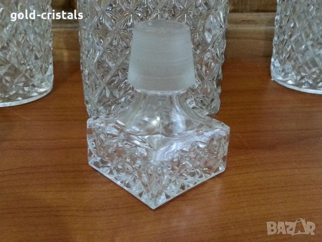 Кристални чаши и гарафа Бохемия, снимка 10 - Антикварни и старинни предмети - 35031088