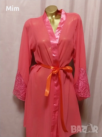 VIKTORIA L Розов халат с дантела , снимка 3 - Нощници - 54011668