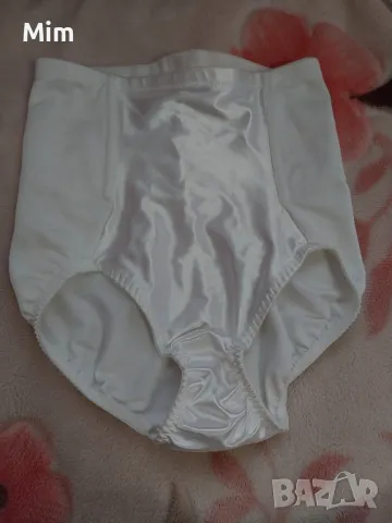 Playfex S Моделираща бяла бикина с висока талия , снимка 2 - Бельо - 47921457