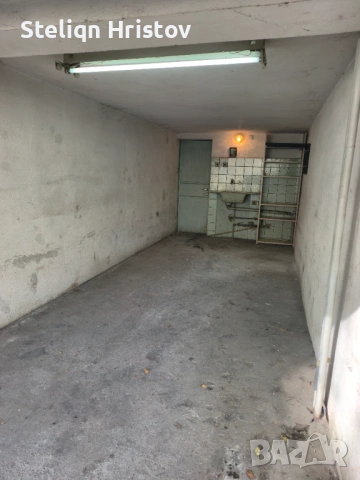 Продава се гараж в идеален център град Плевен, снимка 6 - Гаражи и паркоместа - 54100585
