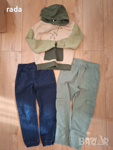 Два детски панталона и суичър