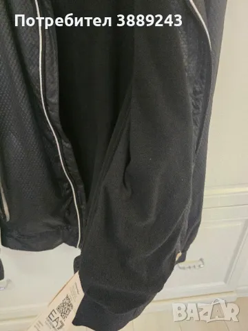 Оригинално мъжко яке Emporio Armani, снимка 5 - Якета - 49452953