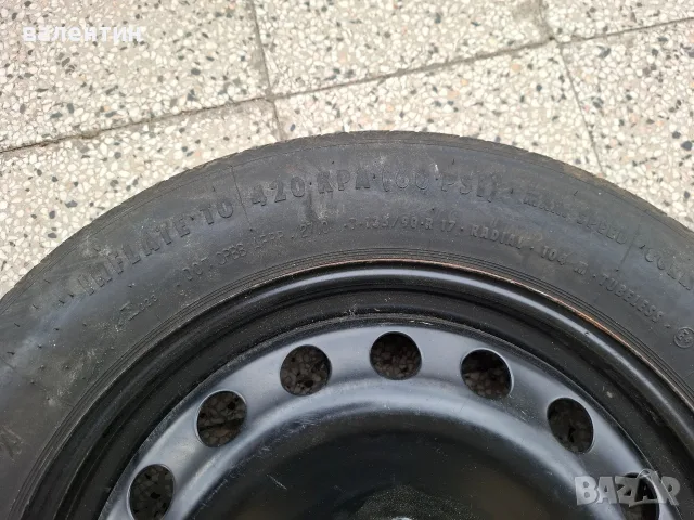 Резервна гума тип патерица за форд куга размер 5 по 108 135 на 90 по 17 почти нова.От 2009г до 2017г, снимка 7 - Гуми и джанти - 55989670