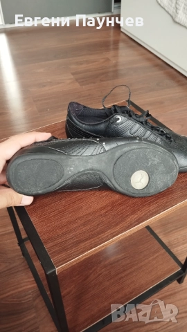 Puma дамски маратонки размер 36 с камъчета в в черно , снимка 2 - Маратонки - 51671050