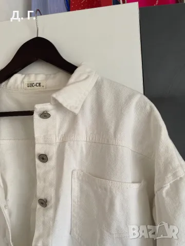 Бяло дънково яке