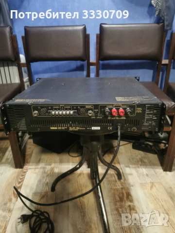 Усилвател 150€ и чанта-рак 40€, снимка 2 - Ресийвъри, усилватели, смесителни пултове - 53645220