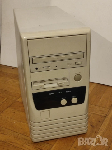 Ретро Компютър Пентиум 200 МХц