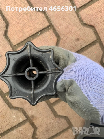 Болт или гайка закрепване поставка за инструменти на Opel ASTRA H само за 10лв. 90126756, снимка 3 - Части - 52484156