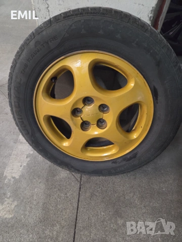 продавам джанти с гуми 15 цола