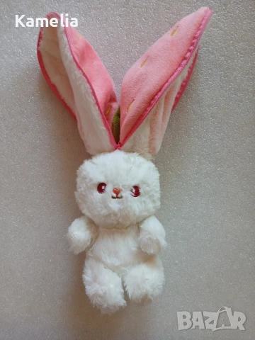 Обръщаща се плюшена играчка Заек-ягода