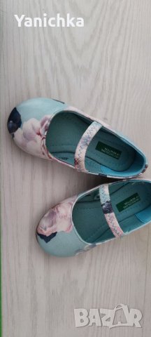 Кокетни обувки за момиче Benneton, 23, снимка 1 - Детски обувки - 38183374