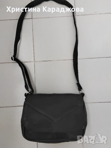 Дамска чанта от естествена кожа черна