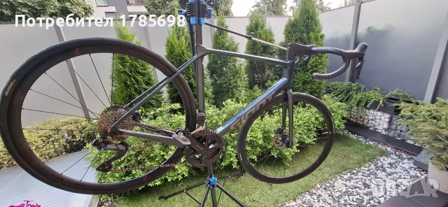 Giant TCR advanced M/L + Garmin edge 540 + varia