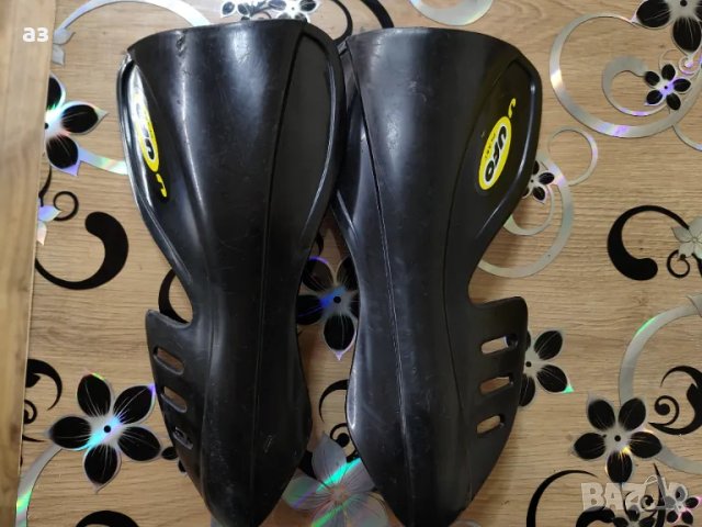 UNO Комплект предпазители за кормило за мотор ,Мотоциклетна ръкохватка в отлично състояние .